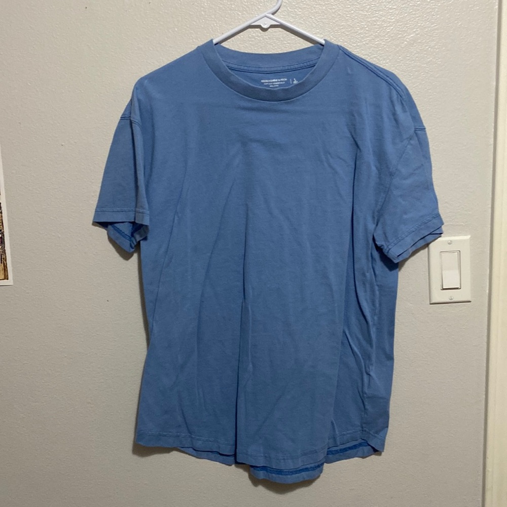Men’s Curved Hem T-Shirt